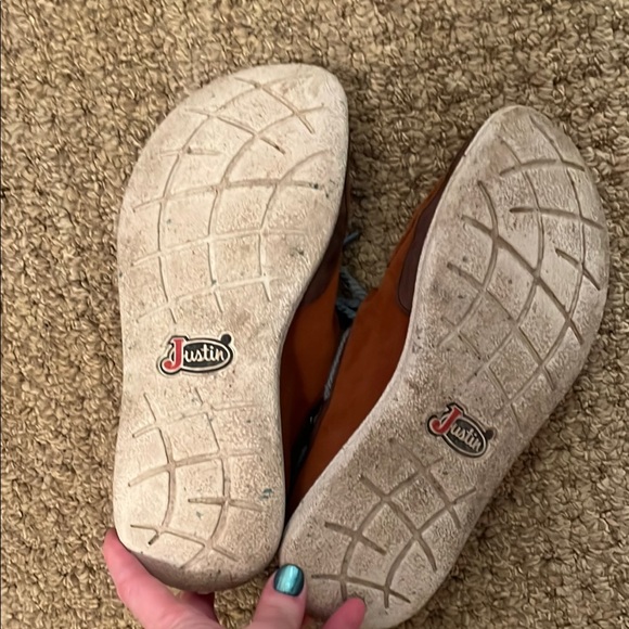 🐴Justin Brown and Patterned Shoes - Picture 2 of 3